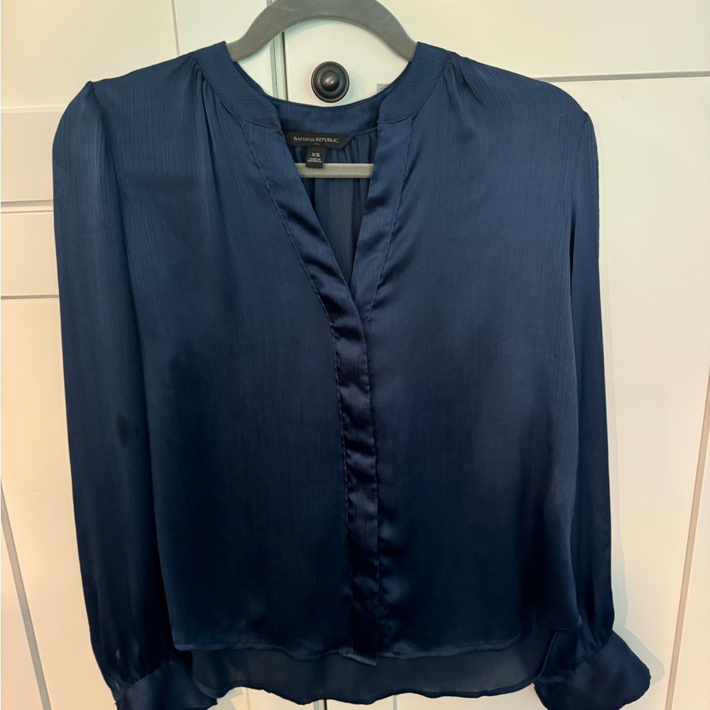 XS blue Banana Republic shirt